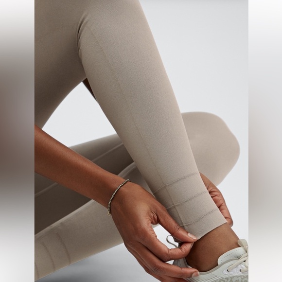 Fabletics Skulptknit Cutout Leggings - Picture 6 of 6